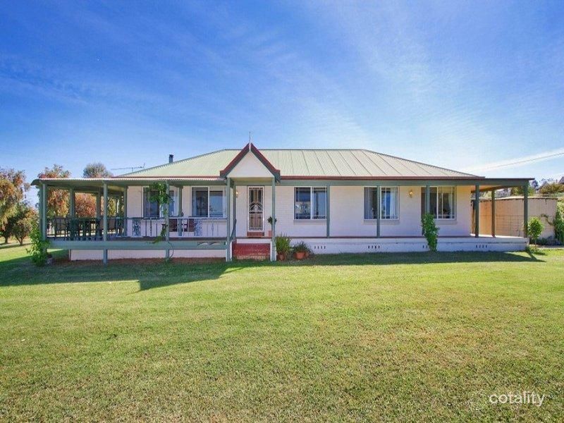 2 Red Gum Pl, Loomberah, NSW 2340