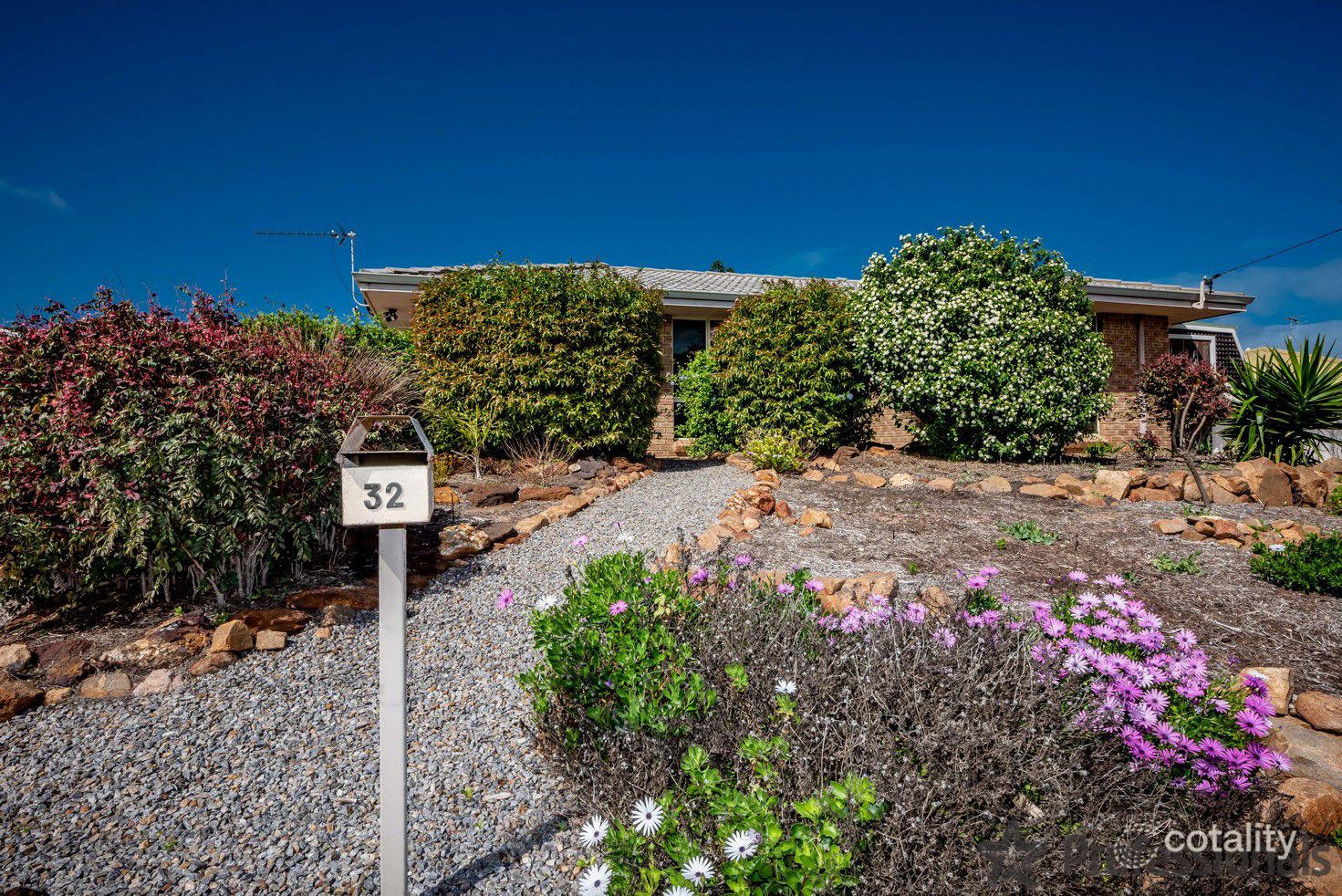 32 River Dr, Cape Burney, WA 6532