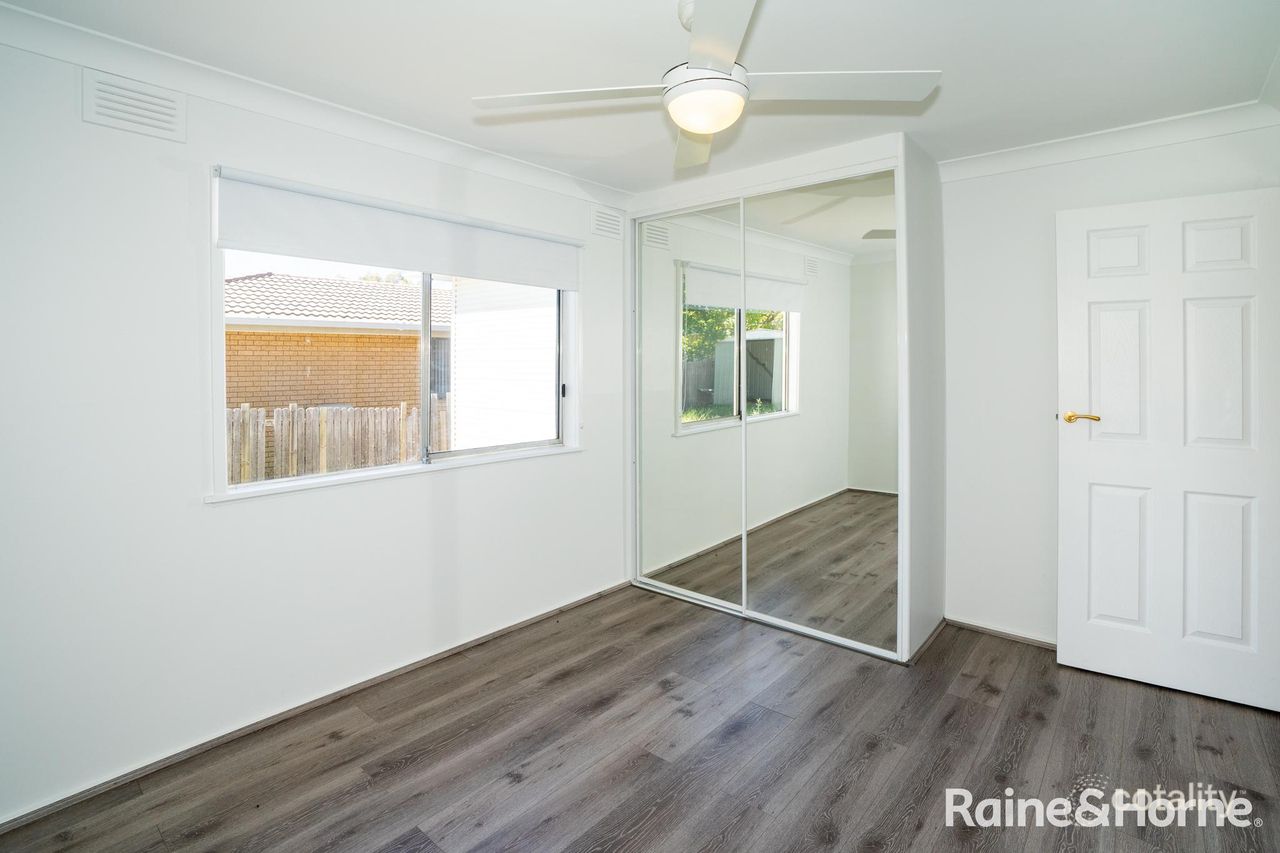 3 Menzies Ave, Kooringal, NSW 2650