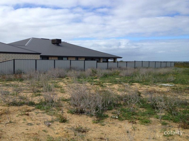 41 Weeloo Rd, Waggrakine, WA 6530