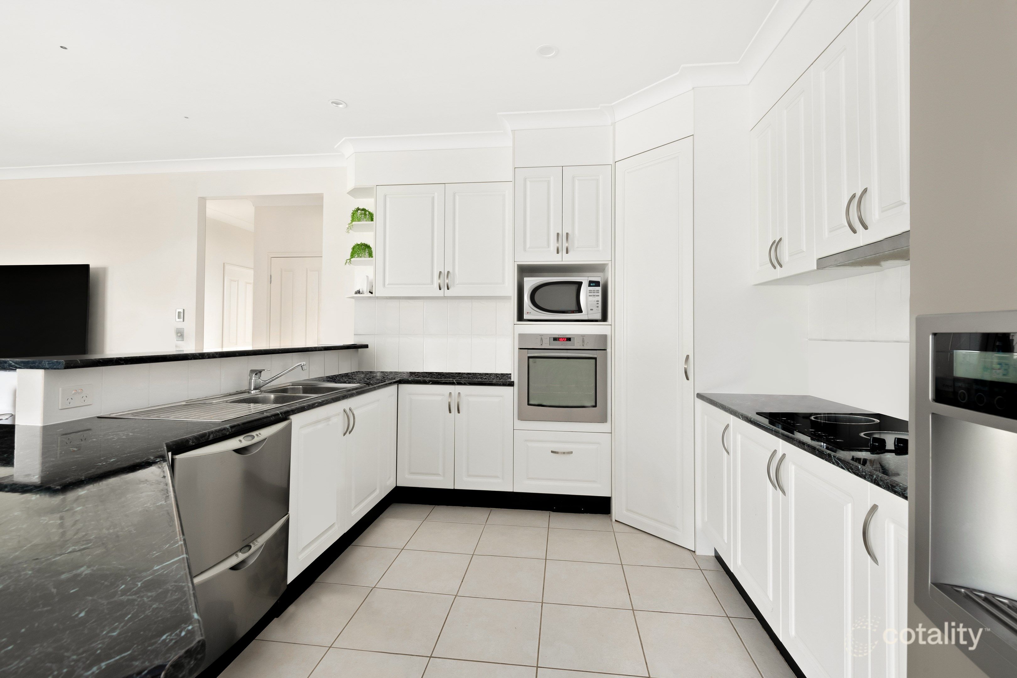 3 High Park Cres, Little Mountain, QLD 4551