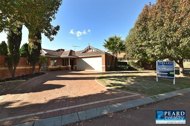 2b Waterview Dr, Woodvale, WA 6026