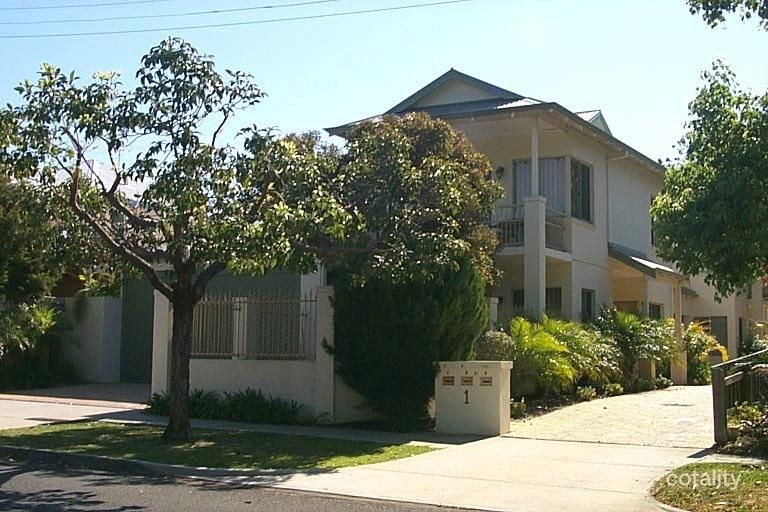 2/1 King Edward St, South Perth, WA 6151