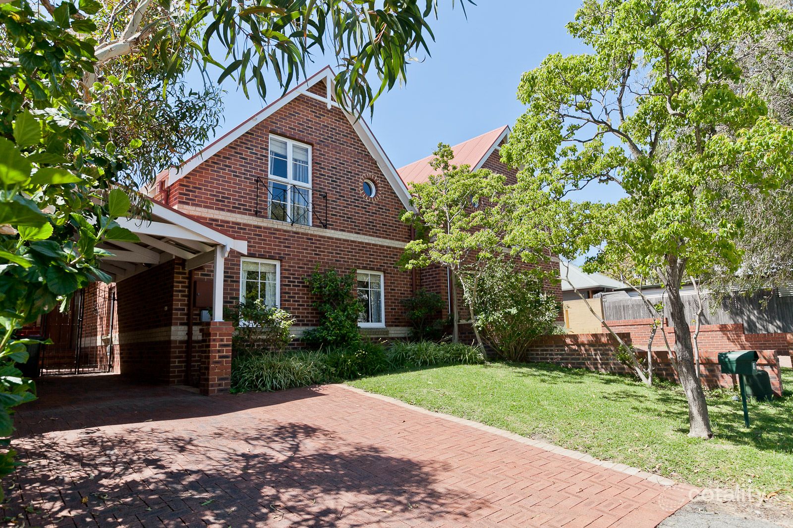 1a Rob Roy St, Swanbourne, WA 6010