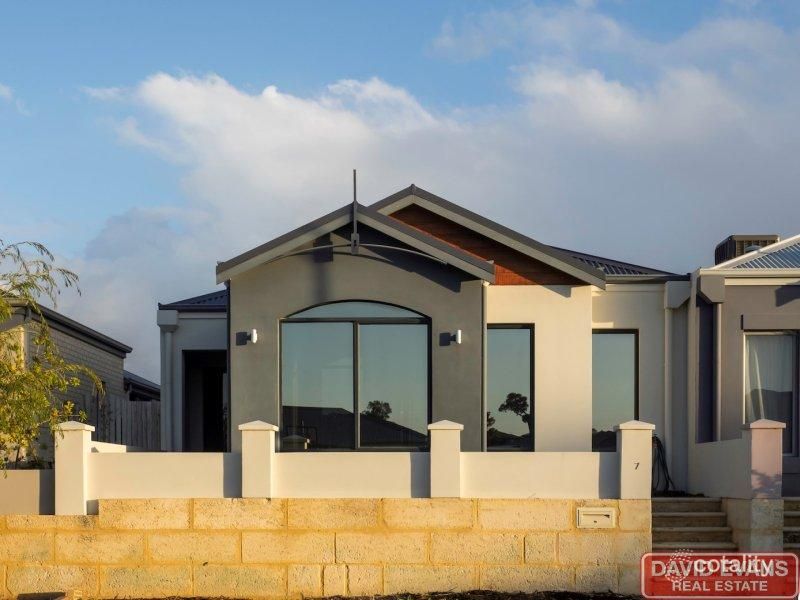 7 Bretton Gra, Butler, WA 6036