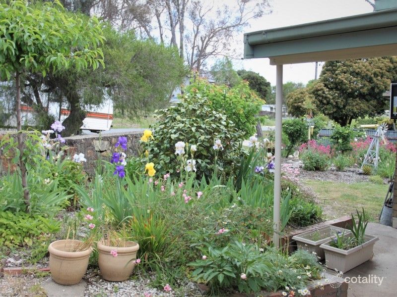 5 George St, Alexandra, VIC 3714