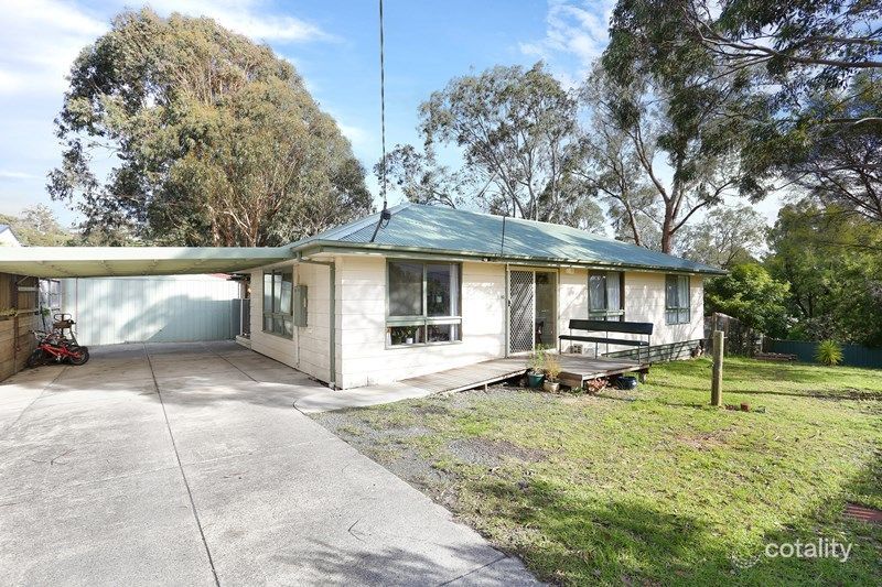 40 Cairncroft Ave, Launching Place, VIC 3139