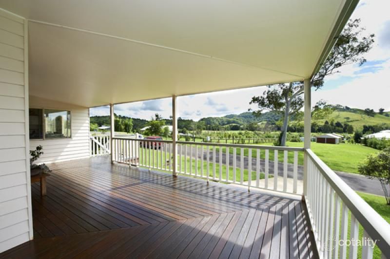 1 Watson Ct, Kin Kin, QLD 4571