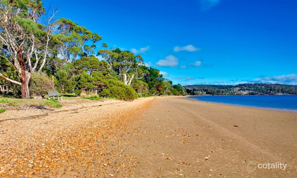 206 Paper Beach Rd, Swan Point, TAS 7275