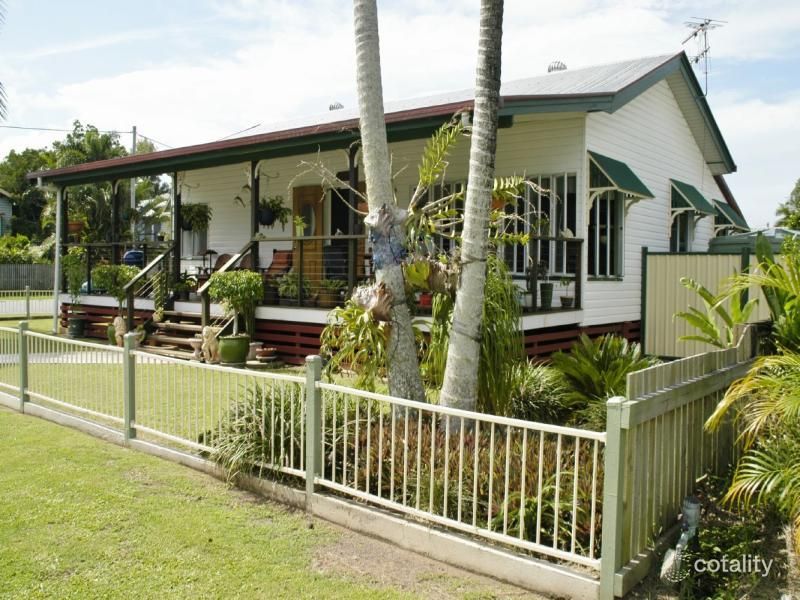 10-12 Deguara Ave, Armstrong Beach, QLD 4737