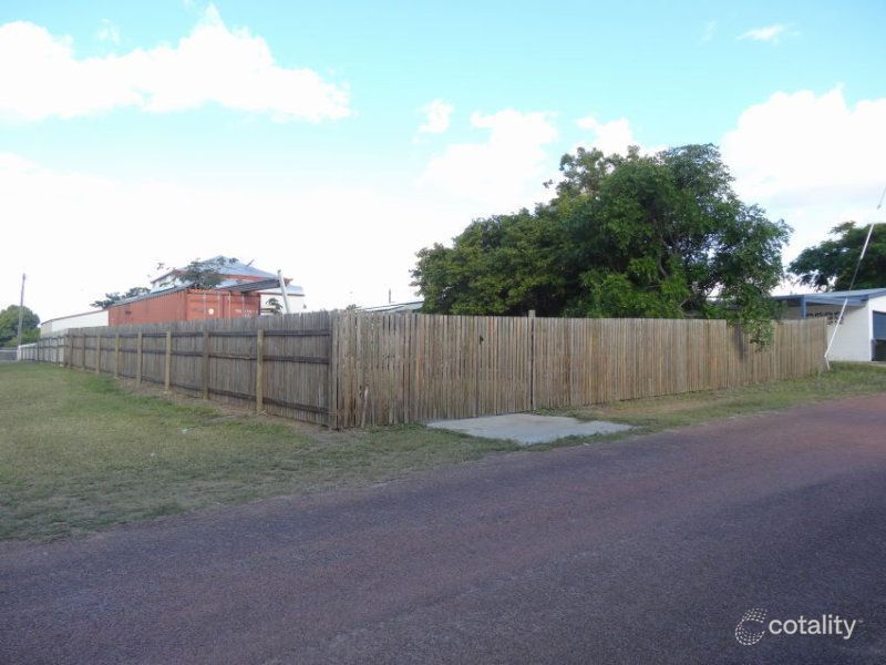 35 Rutherford Lane, Charters Towers City, QLD 4820