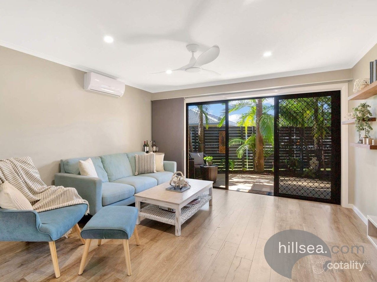 1/59 Errol Ave, Paradise Point, QLD 4216