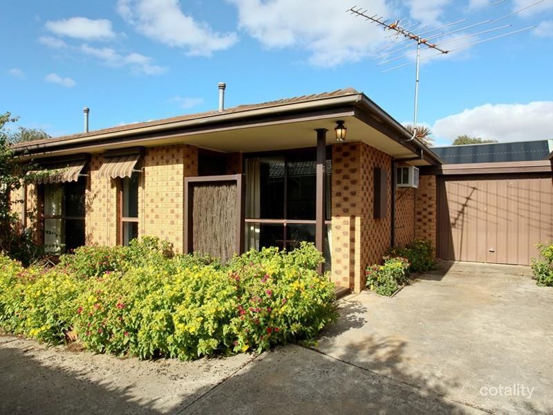 2/27 Mambourin St, Werribee, VIC 3030