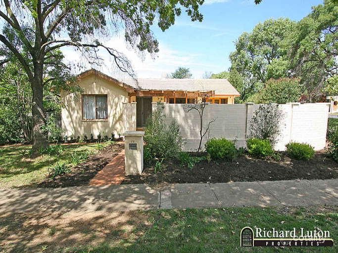 87 Caley Cres, Narrabundah, ACT 2604