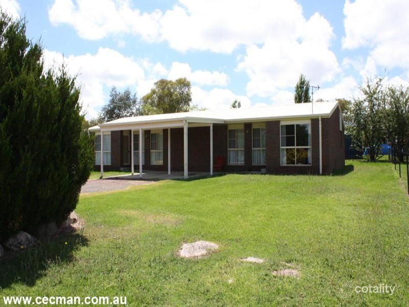 9 Talc St, Stanthorpe, QLD 4380