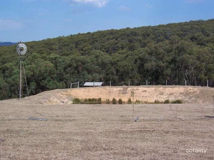 35 Powers Rd, Callignee, VIC 3844