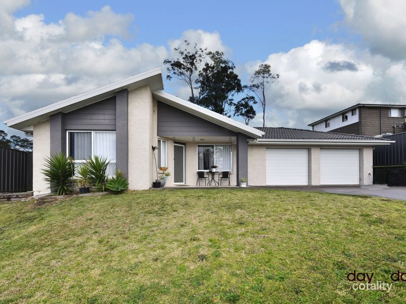 4 Cockatoo St, Fletcher, NSW 2287
