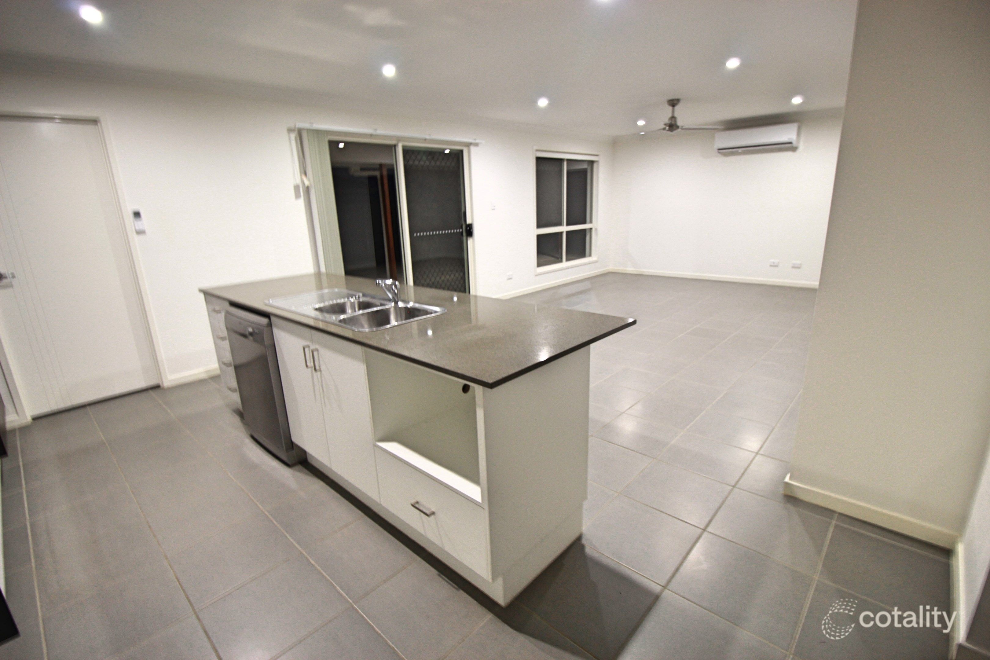 1151 Moore Park Rd, Gooburrum, QLD 4670