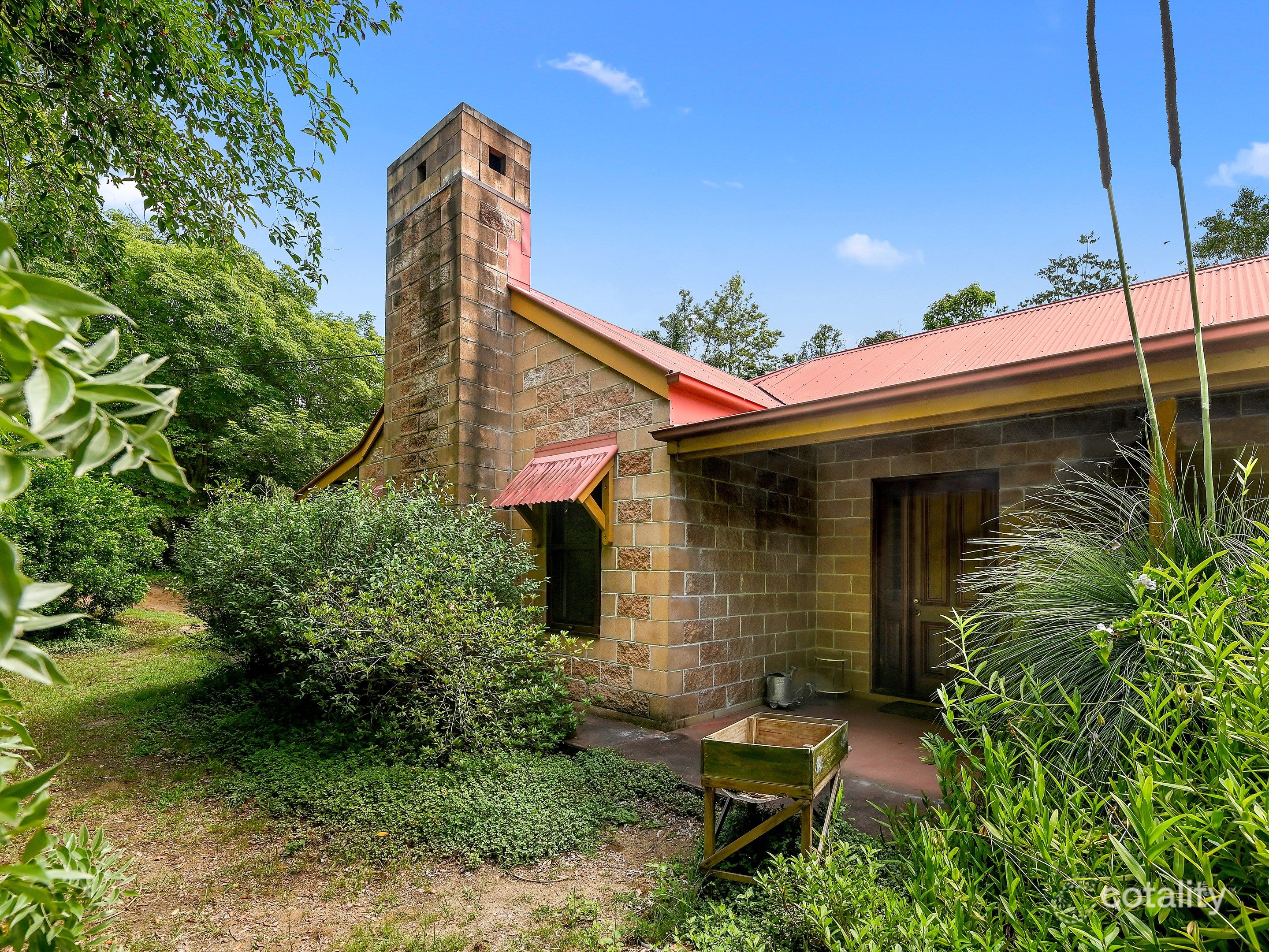 15 Basin Rd S, Samsonvale, QLD 4520