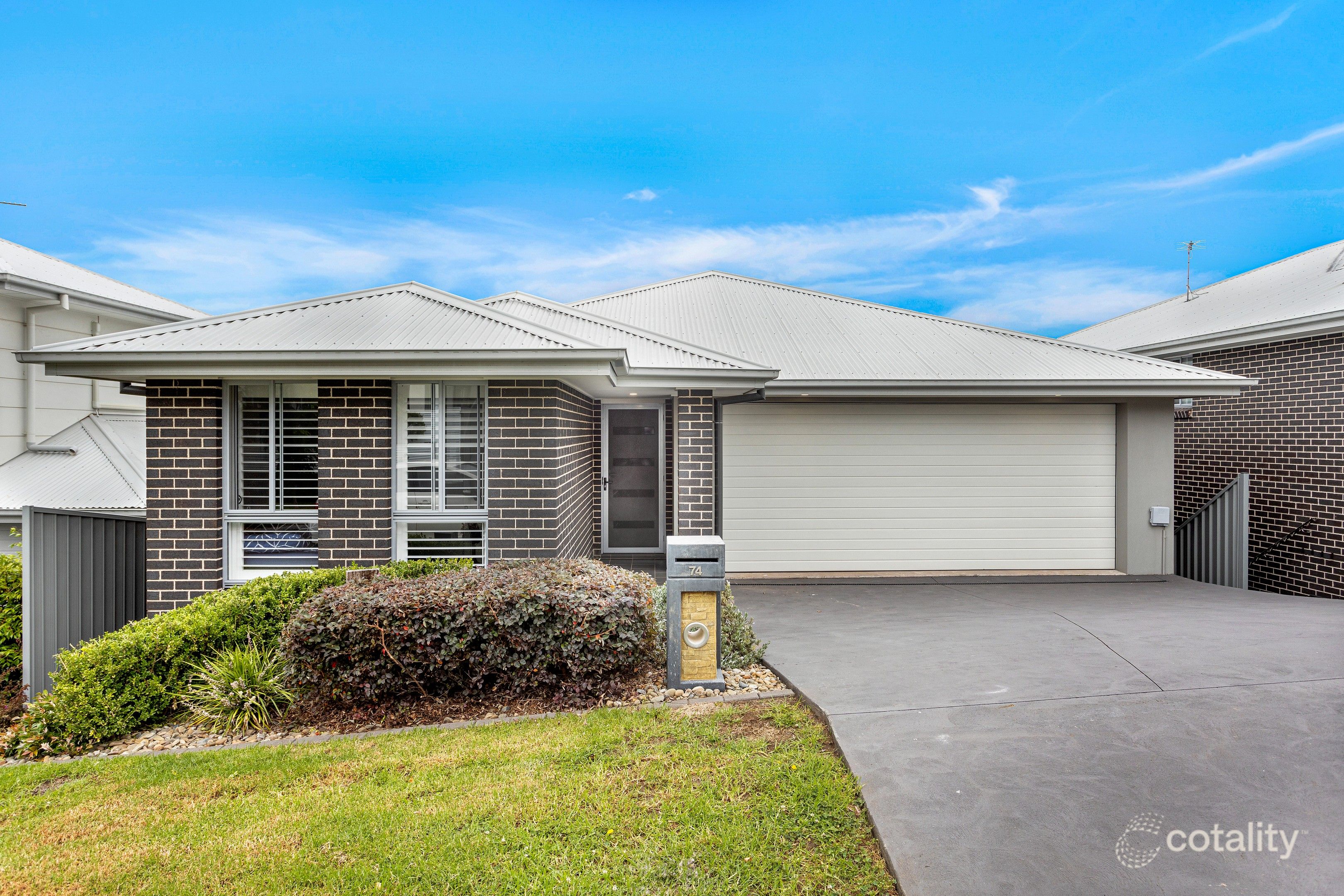 74 Rosemont Cct, Flinders, NSW 2529