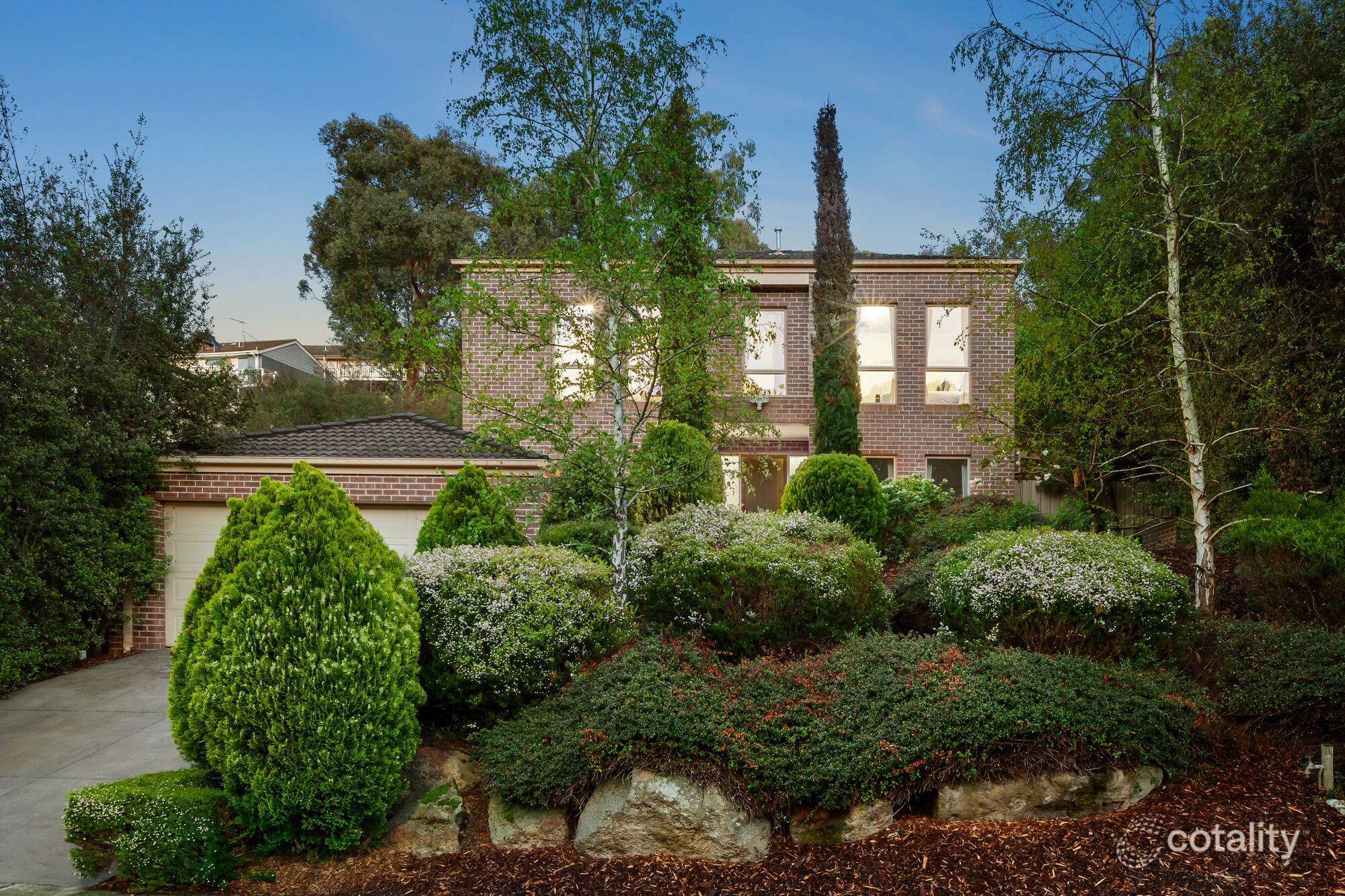 29 Lanvos Dr, Diamond Creek, VIC 3089