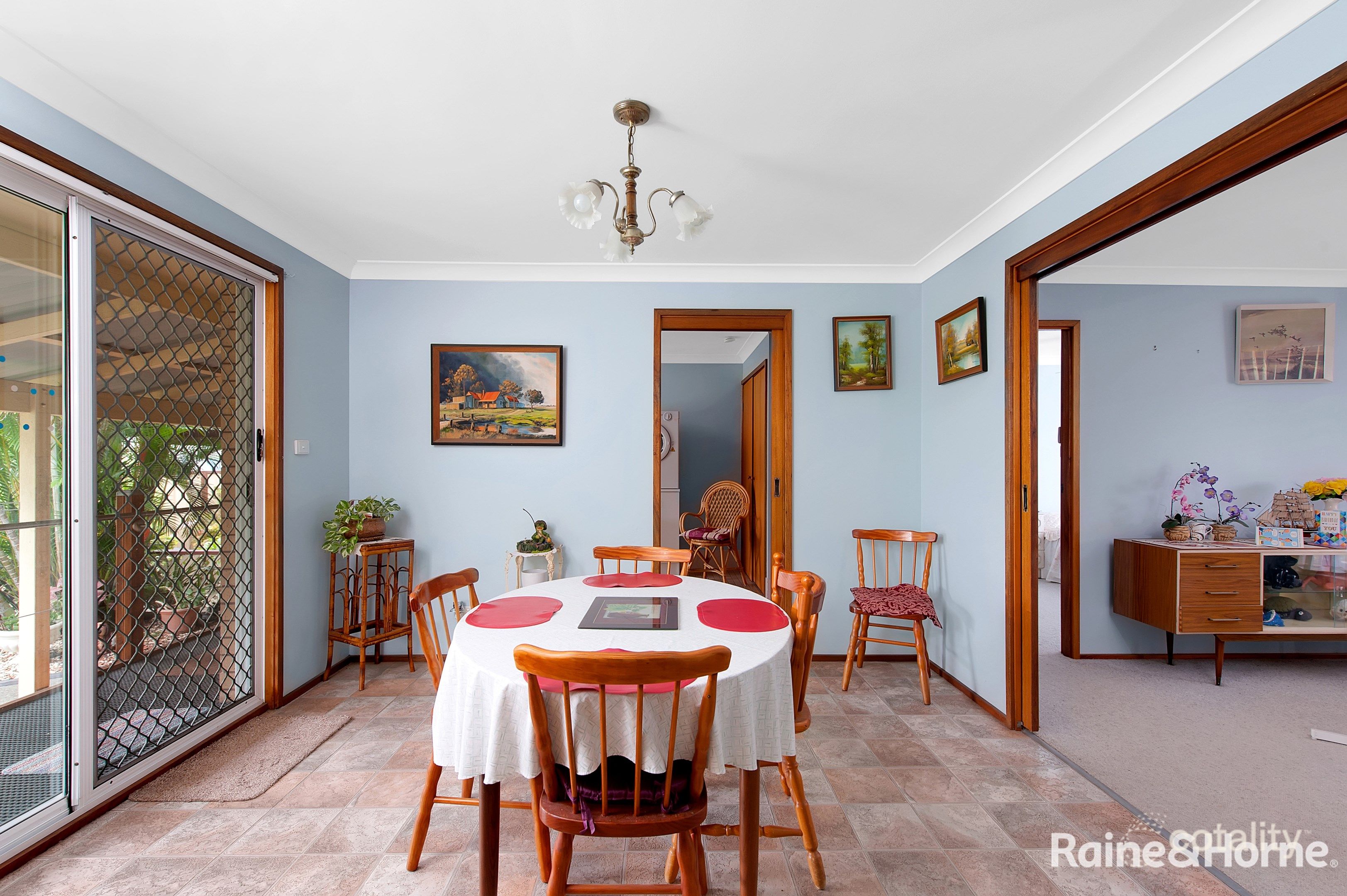 20 Pershing Pl, Tanilba Bay, NSW 2319