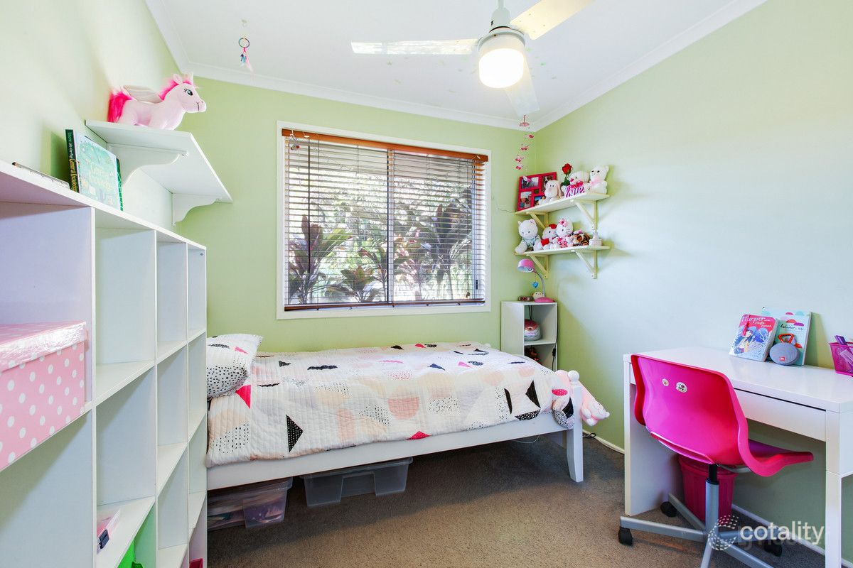 1/79 Usher Ave, Labrador, QLD 4215