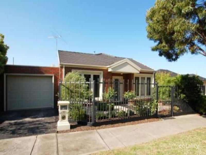 1/13 Lex Gr, Oak Park, VIC 3046