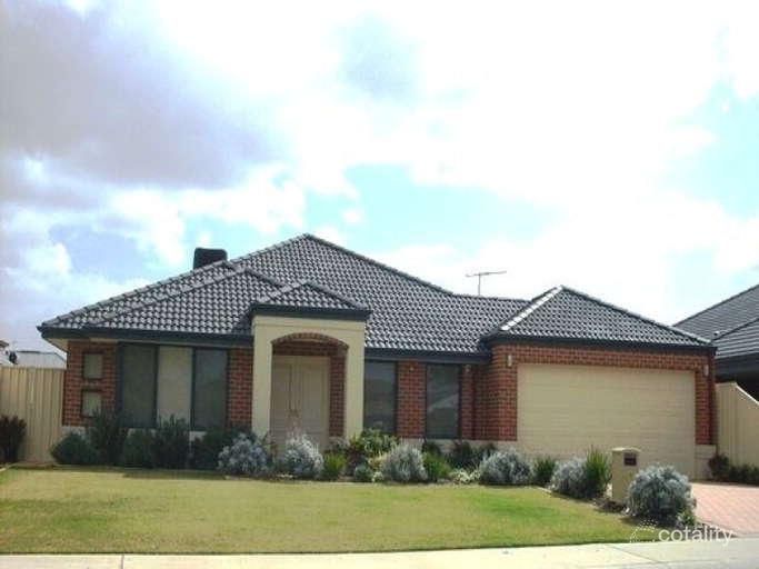 18 Kalari Dr, Wattle Grove, WA 6107
