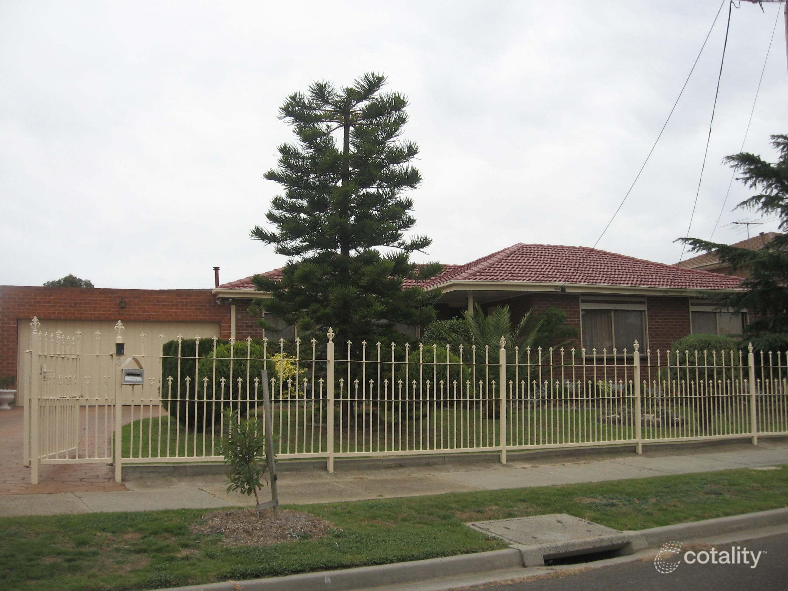 3 Hoctor Cl, Gladstone Park, VIC 3043