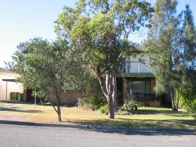 45 Howelston Rd, Gorokan, NSW 2263