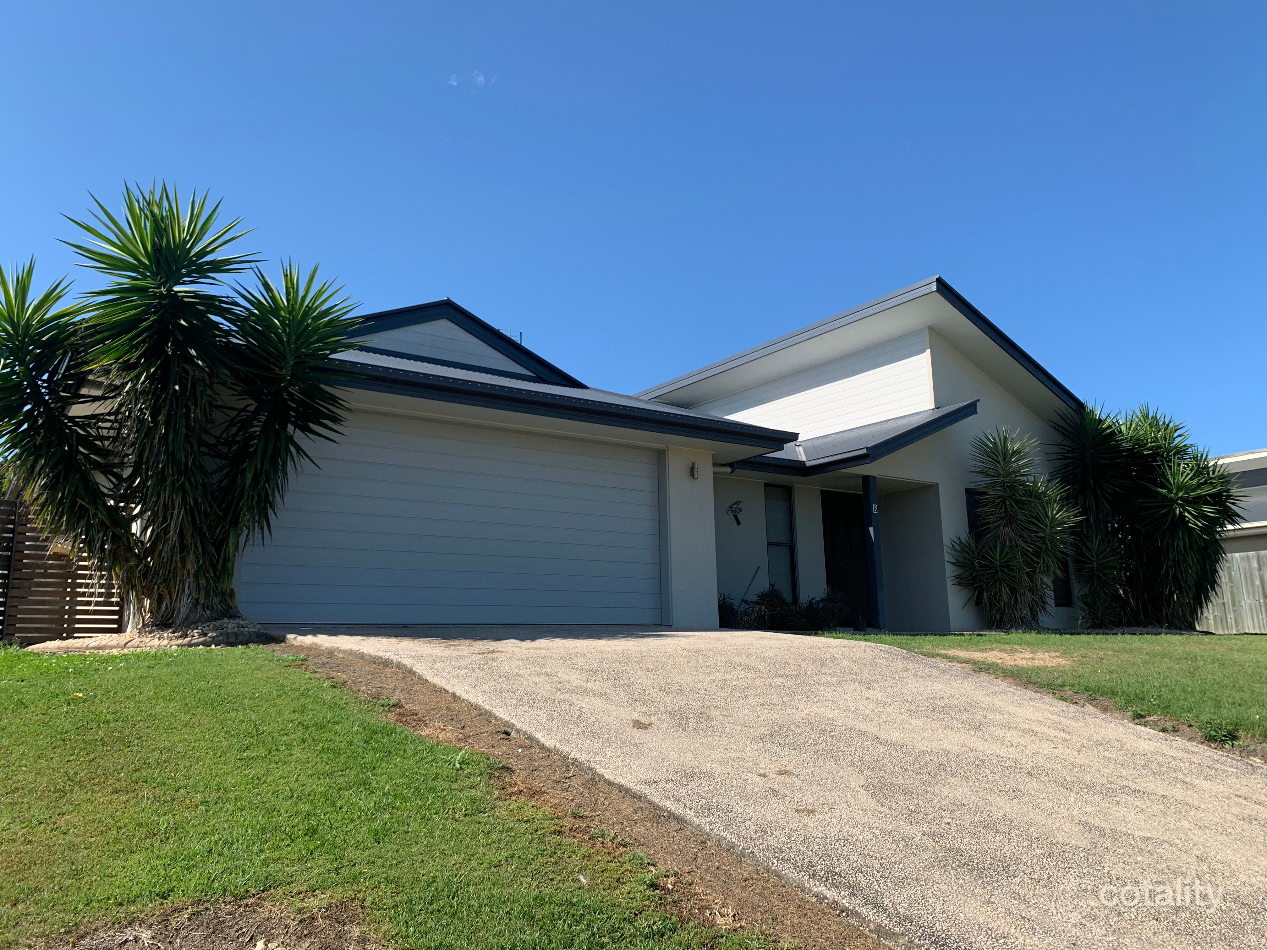 8 Eagle Hawk Dr, Southside, QLD 4570