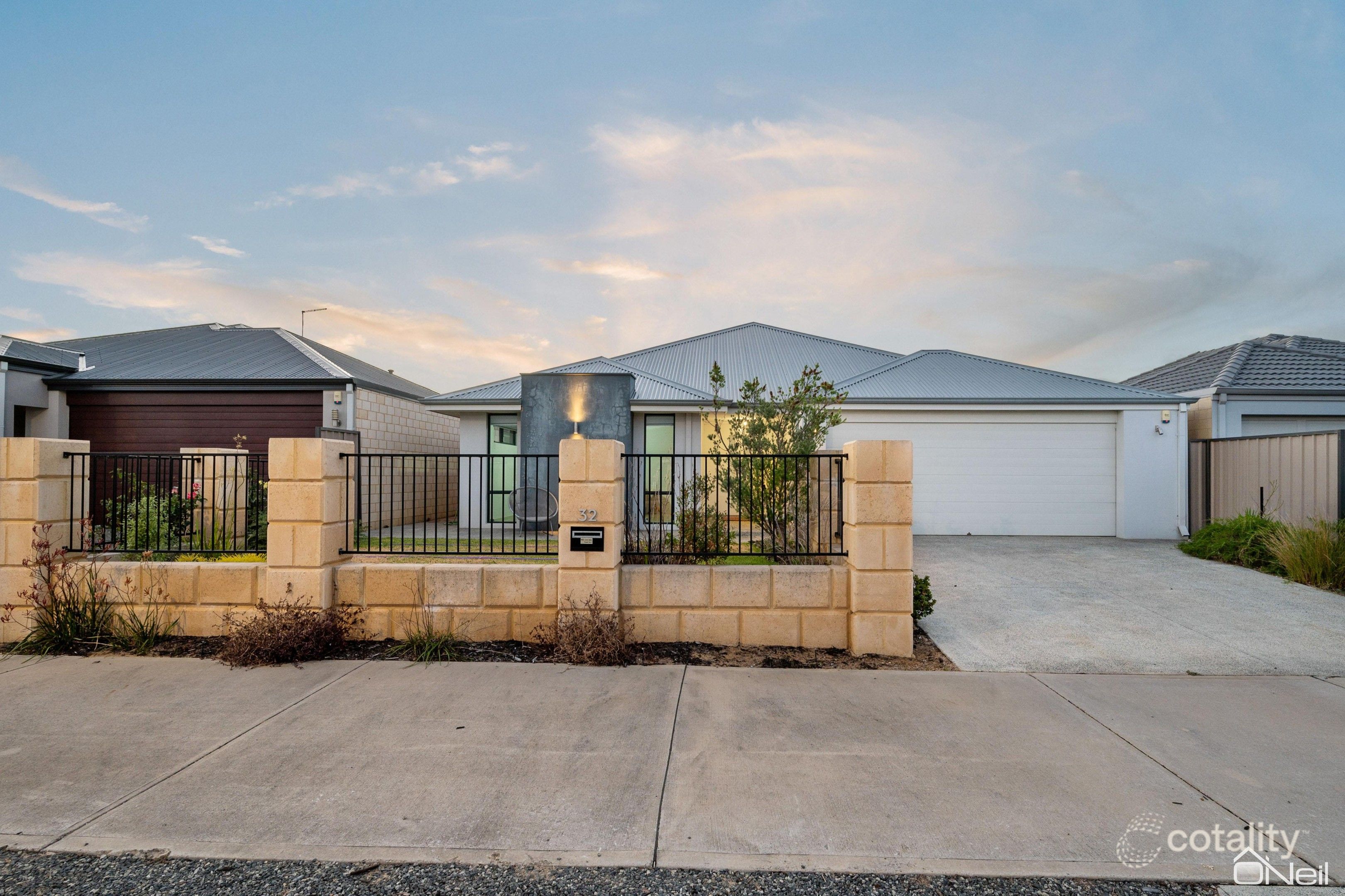 32 Sansimeon Bvd, Byford, WA 6122