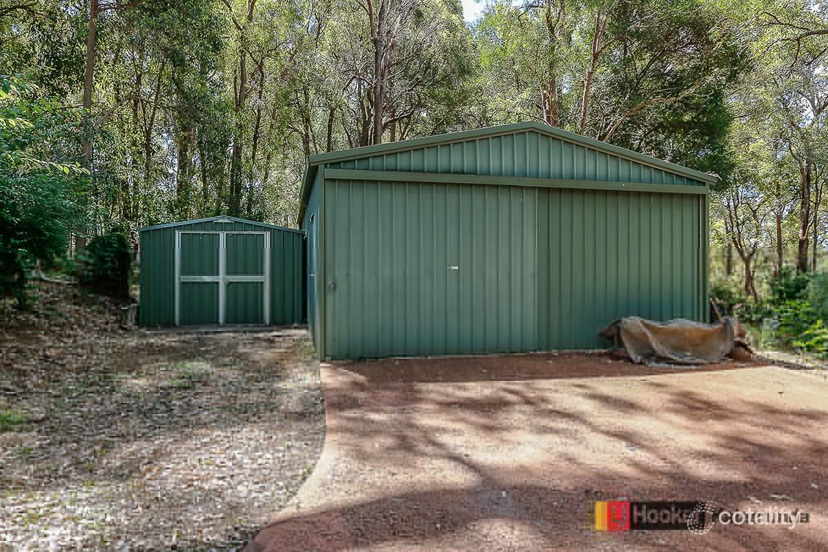 25 Baden Rd, Bickley, WA 6076