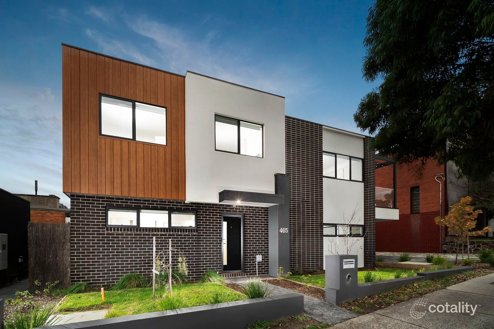 1/465 Whitehorse Rd, Mitcham, VIC 3132