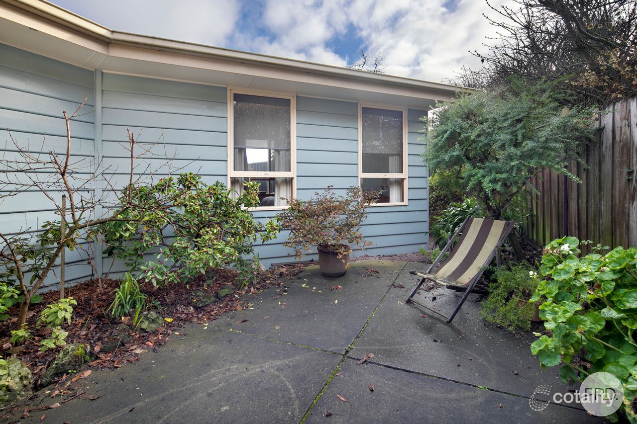 208 Howard St, Soldiers Hill, VIC 3350