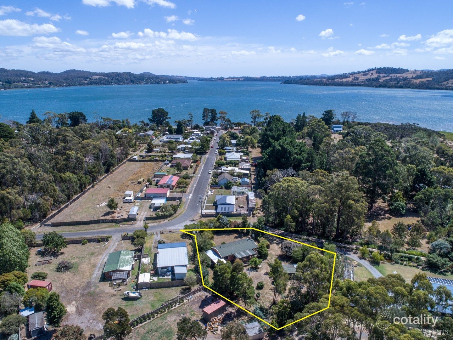 178 Paper Beach Rd, Swan Point, TAS 7275