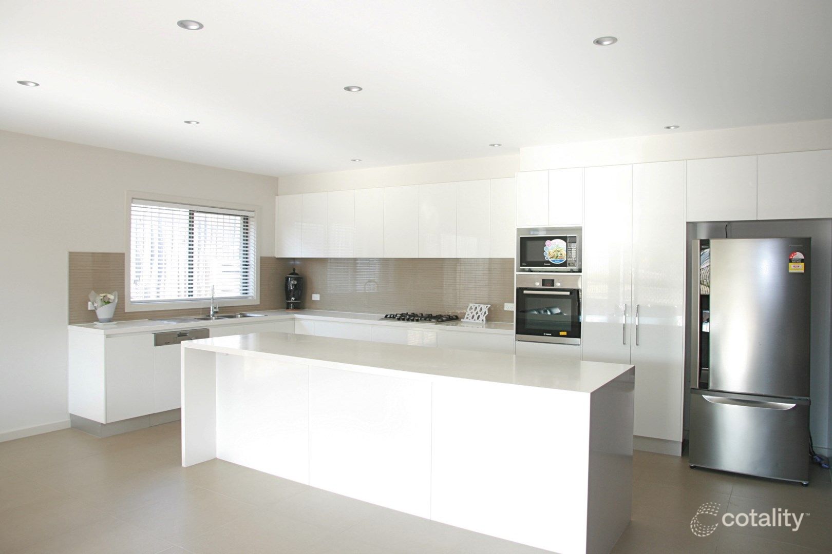 19 Lucy Beeton Cres, Bonner, ACT 2914