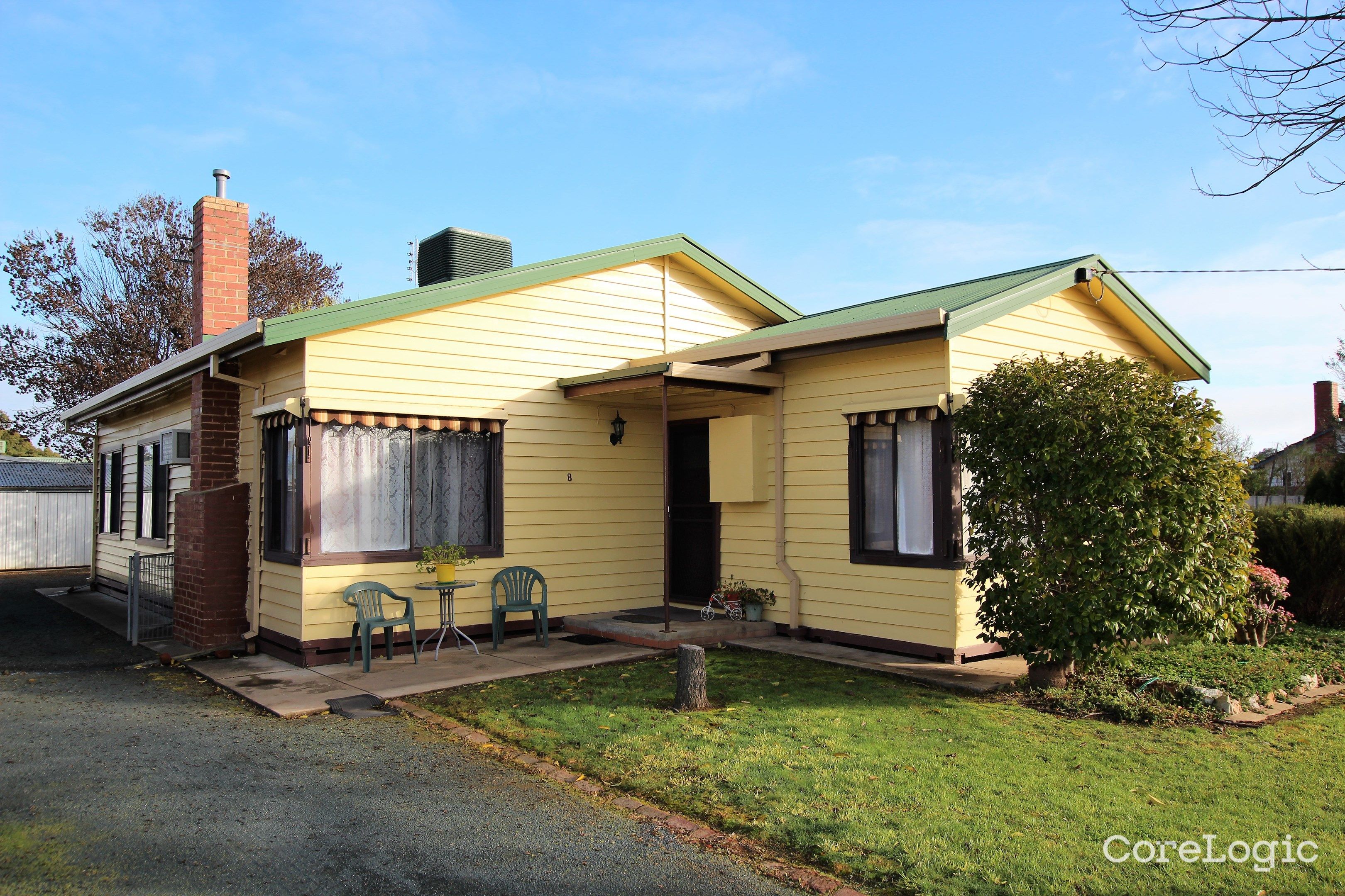 8 Hopetoun St, Rochester, VIC 3561