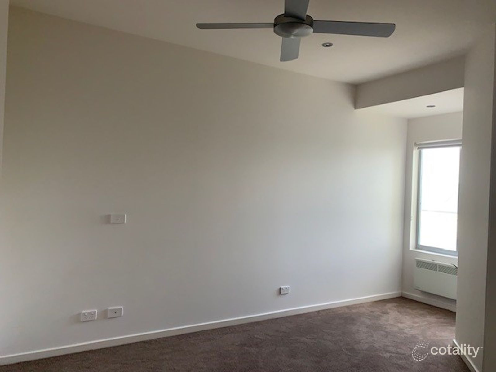 9/2 The Esplanade, Caroline Springs, VIC 3023