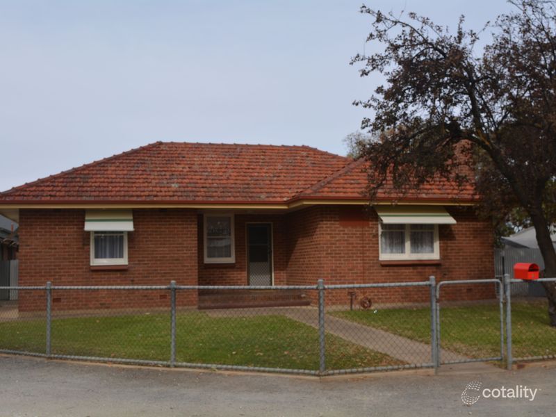2 The Crescent, Nuriootpa, SA 5355