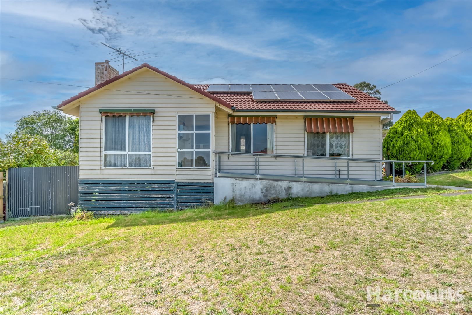 27 Queen St, Moe, VIC 3825