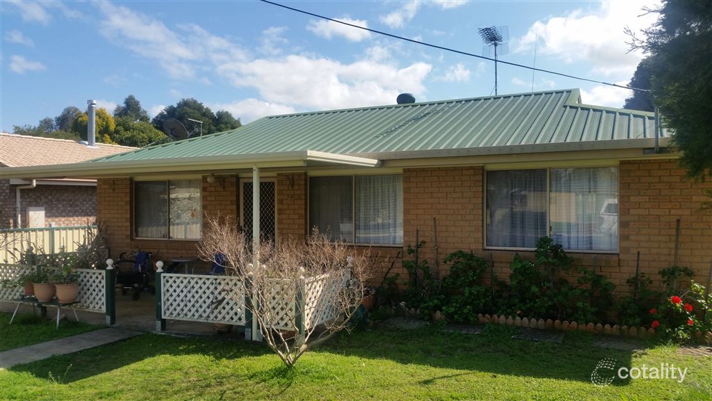 28 Kates St, Clifton, QLD 4361