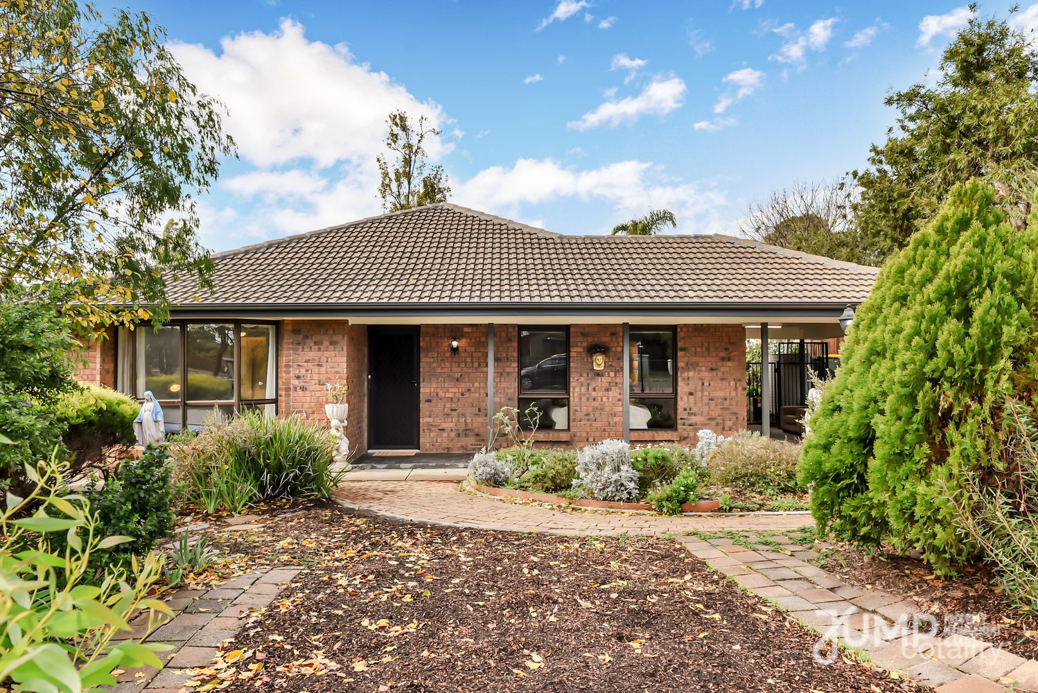 5 Brigadoon St, Happy Valley, SA 5159