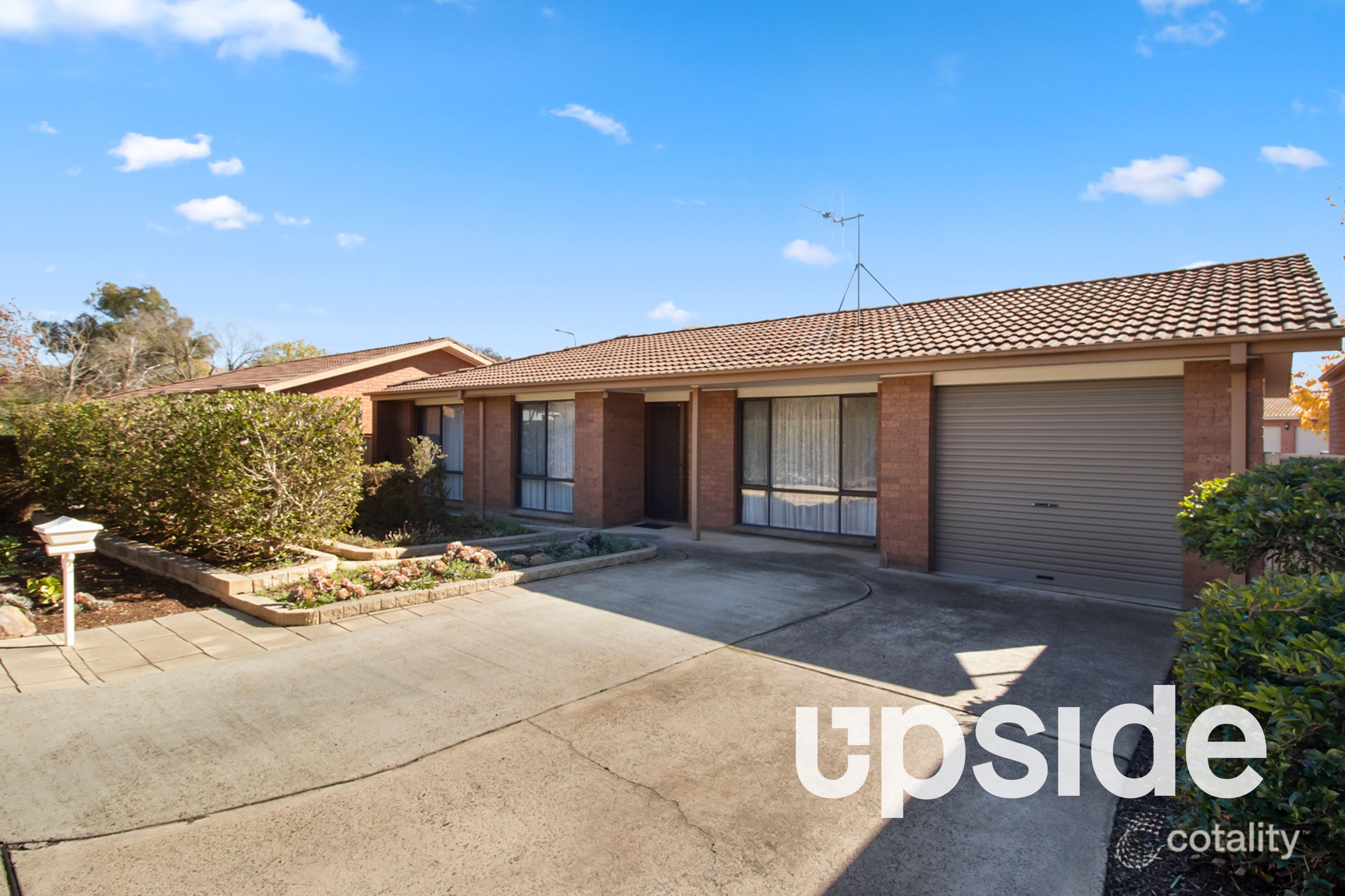 4/4 Cavenagh Pl, Mckellar, ACT 2617