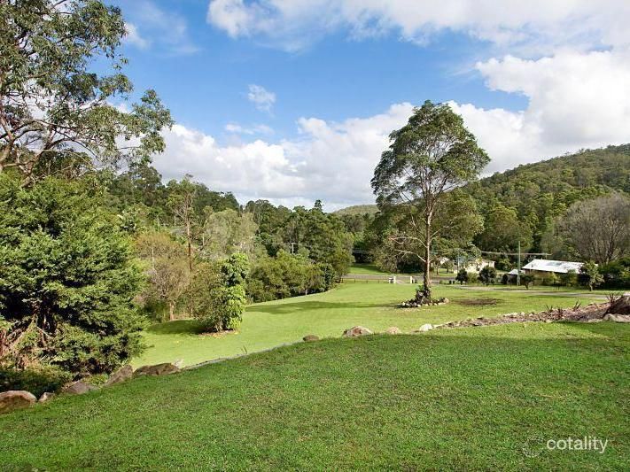 101 Monday Dr, Tallebudgera Valley, QLD 4228