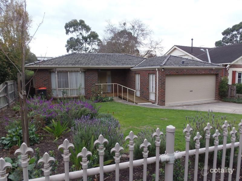 12 Compton St, Canterbury, VIC 3126