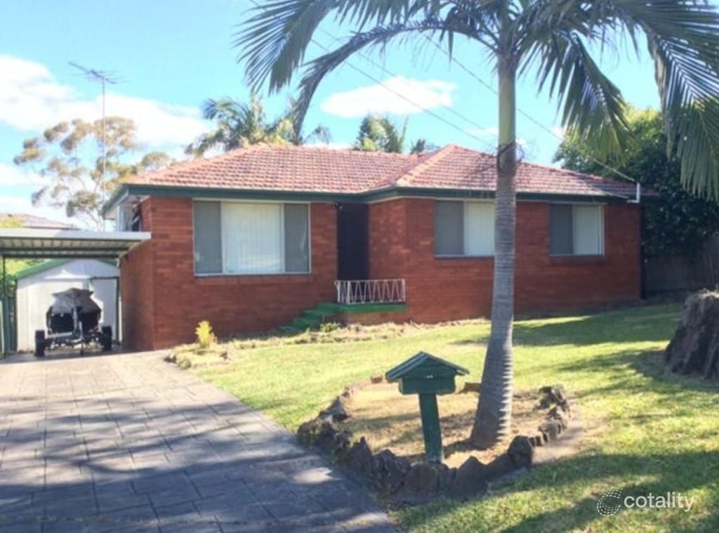 84 Jacaranda Dr, Georges Hall, NSW 2198