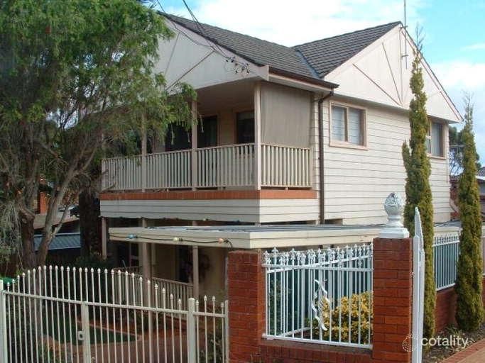 25 St Albans St, Abbotsford, NSW 2046