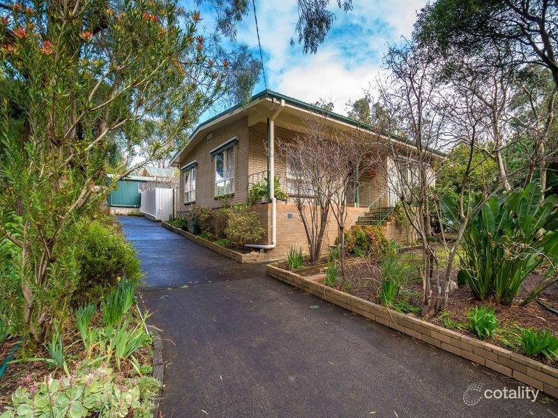 1 Hawthorn Lane, Belgrave Heights, VIC 3160